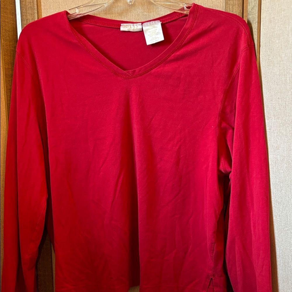Secret treasures Women's V-Neck Red lounge Top large
